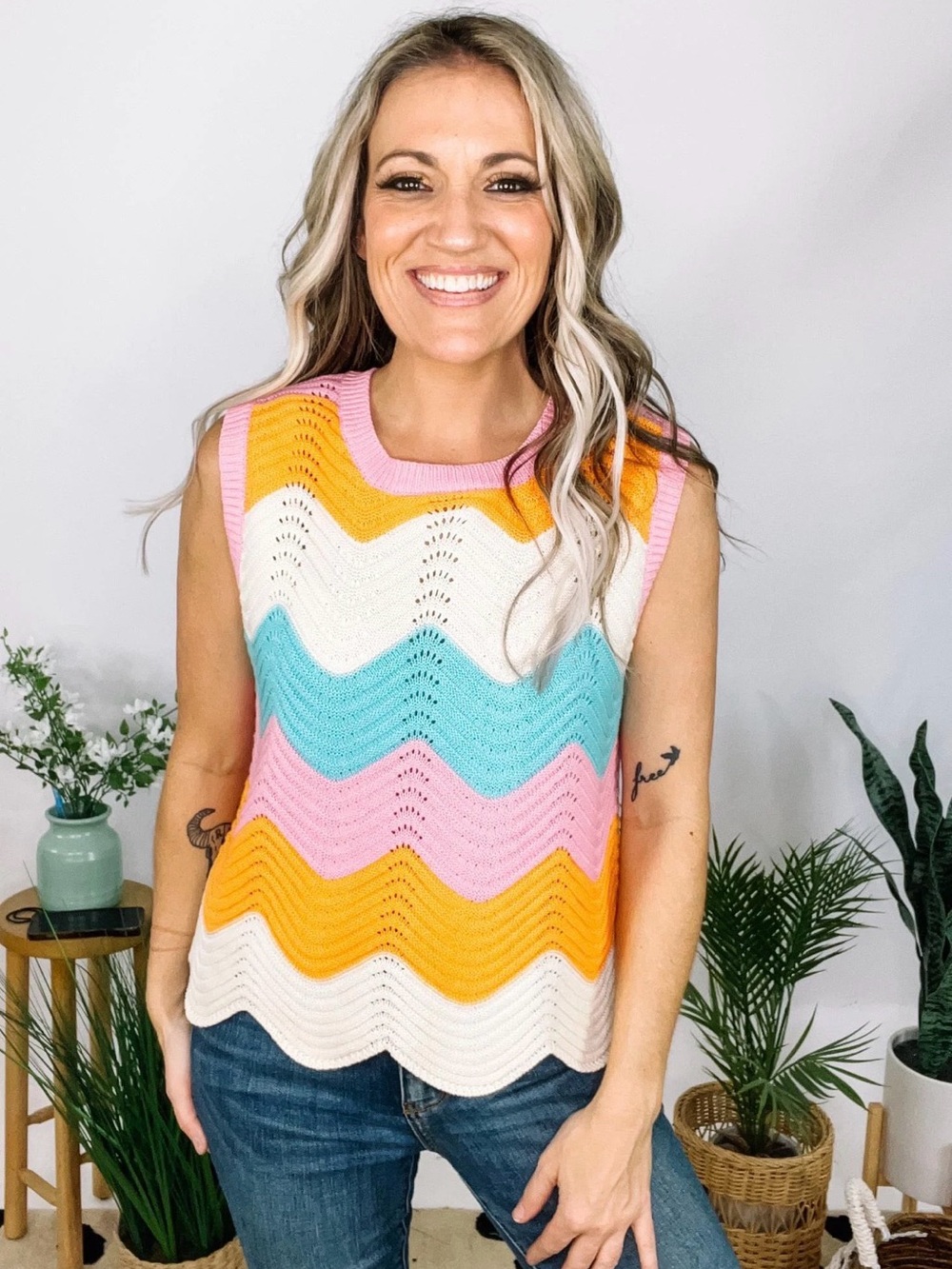 The Julien Scalloped Sweater Vest
x-large